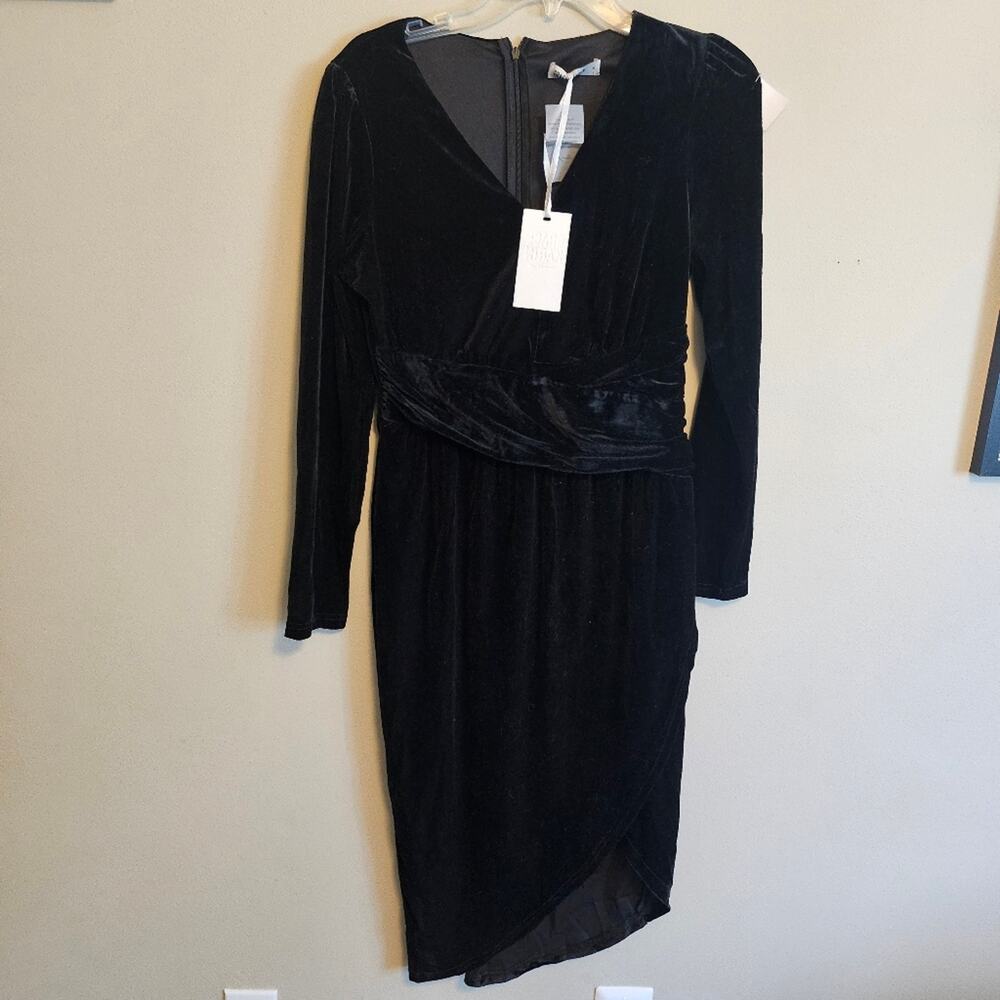 Grace Karin Black Long Sleeve Velvet Velour Knee Length Dress Medium NWT